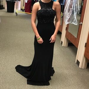 Black Sherri Hill prom dress
